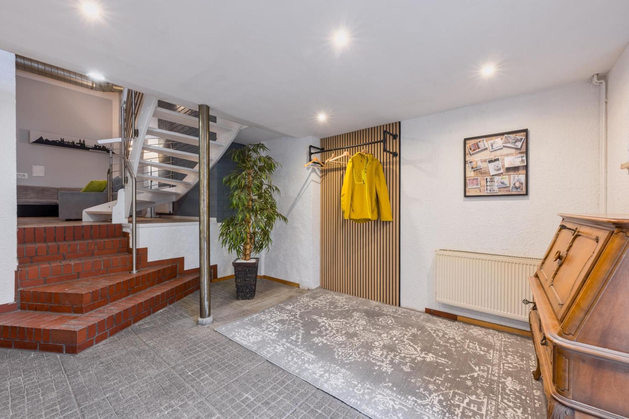 Exklusive Und Grosszuegige Wohnung 140 Qm In Magdeburg Top-Lage Mit Kicker Fuer Bis Zu 8 Personen エクステリア 写真